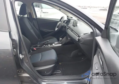 2017 Toyota Yaris Ia z USA, uszkodzony, nr VIN 3MYDLBYV7HY155040